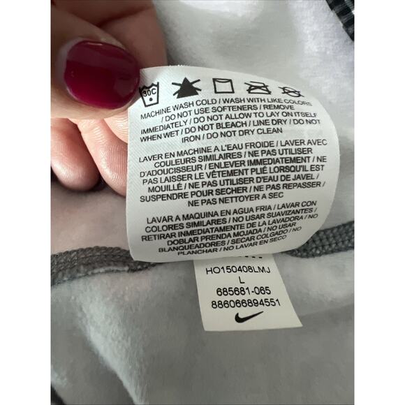 Nike Pro Dri-Fit Women’s Jacket L Half Zip Black Gray Unique Geometric Large - Picture 8 of 9